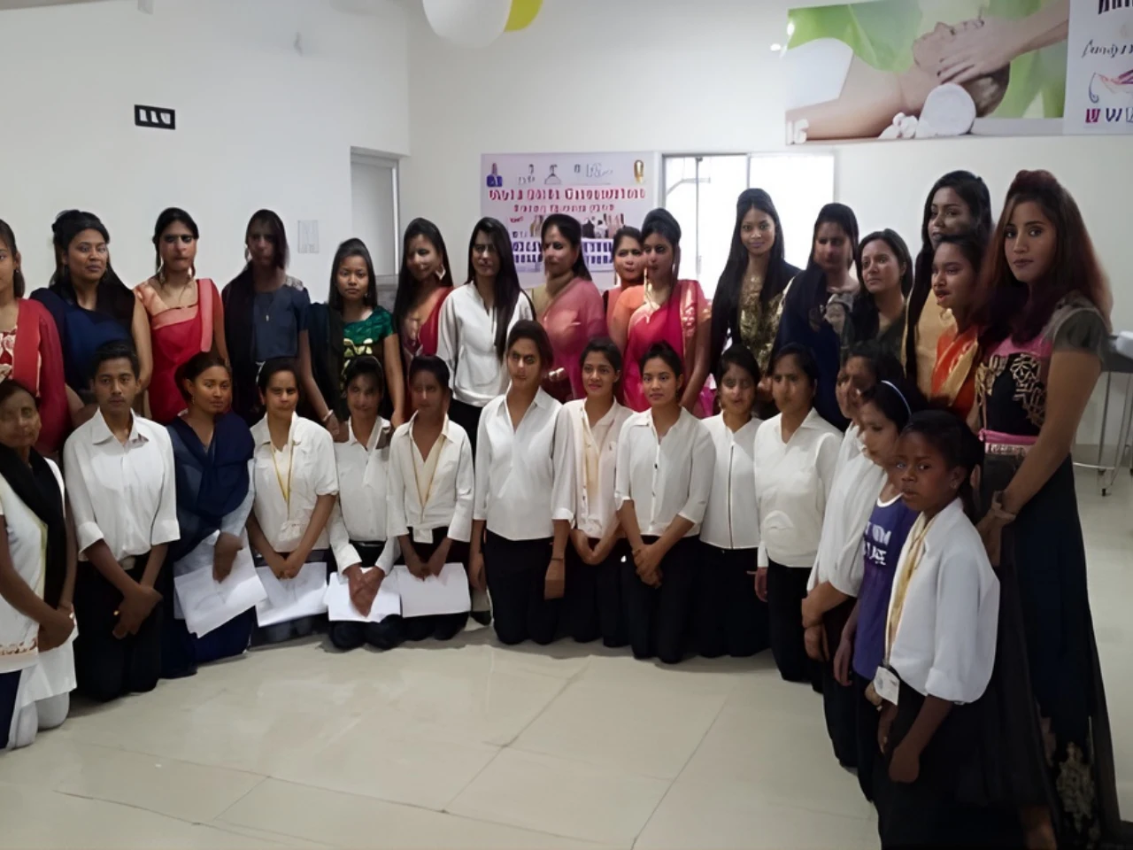 ALTOK1037-ezgif.com-optiwebp